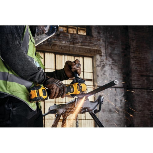 Аккумуляторная УШМ 125 мм 18 В DeWALT DCG409NT